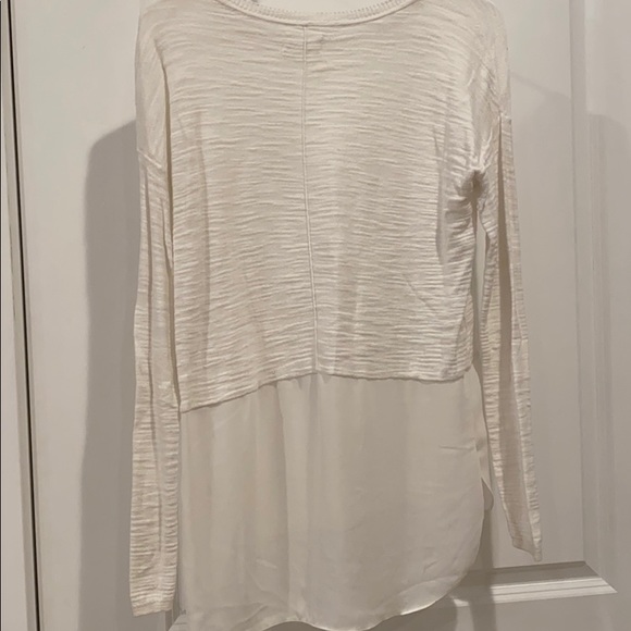 Lou and grey blouse - Picture 3 of 3